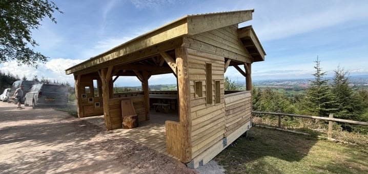 Shelter exterior, wide